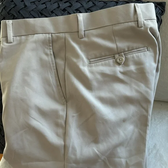 Kenneth Cole Pants - Picture 7 of 8